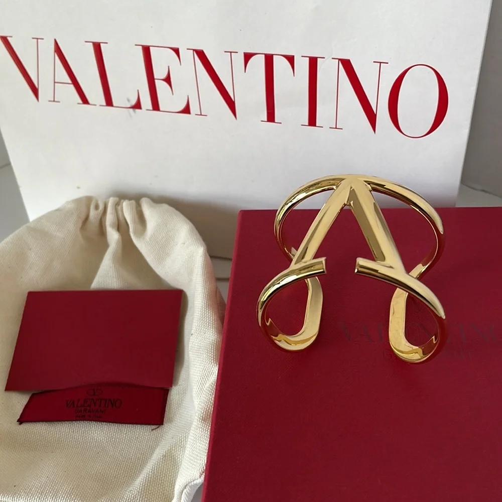 NWT Valentino Garavani Gold Cuff Bracelet. - Picture 6 of 14